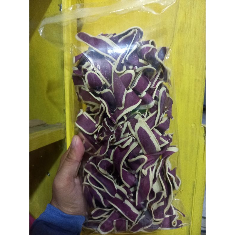

250g Keripik Bunga Kenanga Coklat