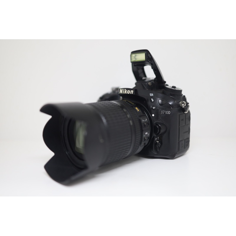 Kamera Nikon D7100 Body Only