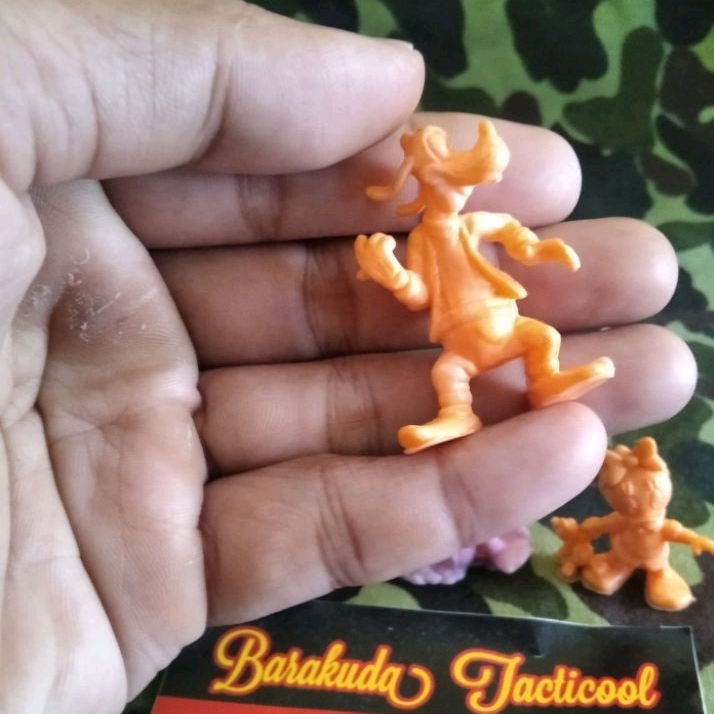 Figure Micky Mouse Mini Guffy Figure Disney Diorama Mainan Jadul Donal Bebek Miki Tikus Figure Miki 