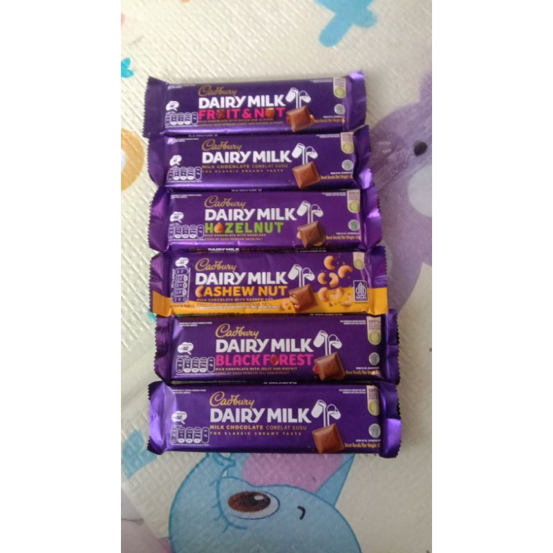 

Cadburry Cokelat 62gr Random