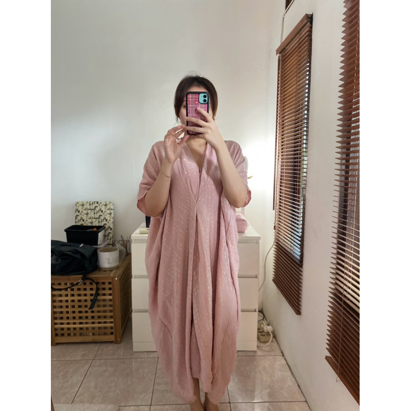 Chic Simple Kaftan Dress in Pink