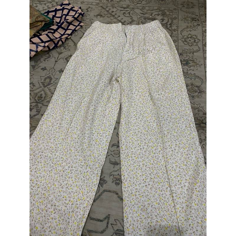 Preloved Kulot Motif White Bunga2 Cotton On