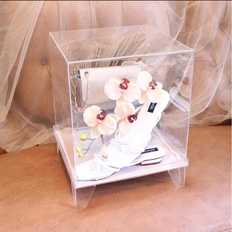 

Paket Kotak Seserahan Full Akrilik PxLxT 27x27x35cm