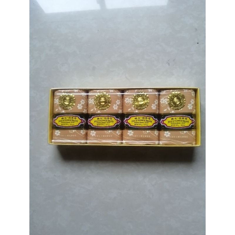 Sabun Tawon Bee and Flower besar original import isi 4