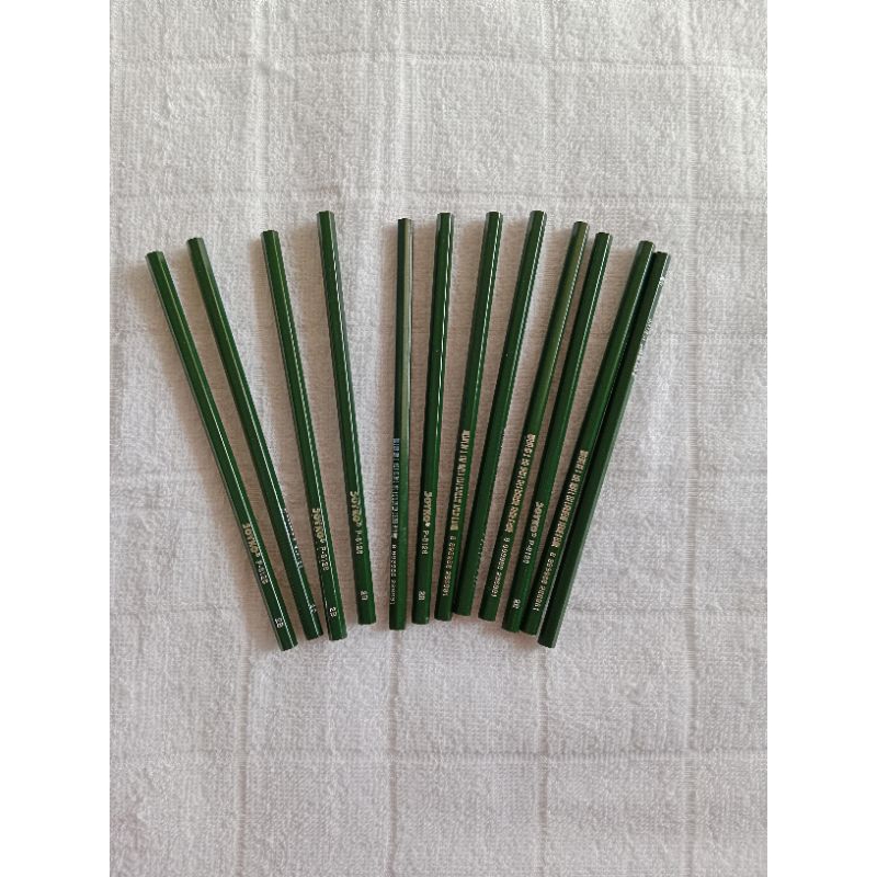 

Pensil Joyko P-8126 2B