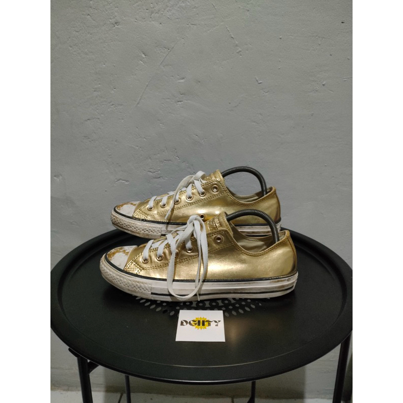 converse vintage gold series