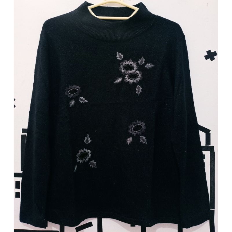 Sweater Rajut Atasan Wanita motif bunga Bordir