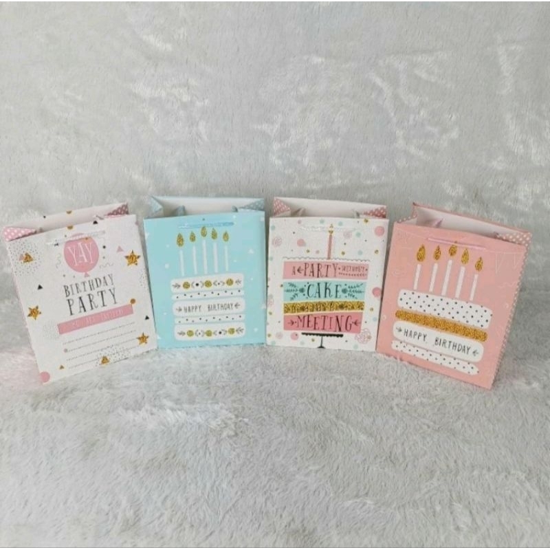 

Goodie Bag Small Glitter Happy Birthday Pastel and Black Premium Import