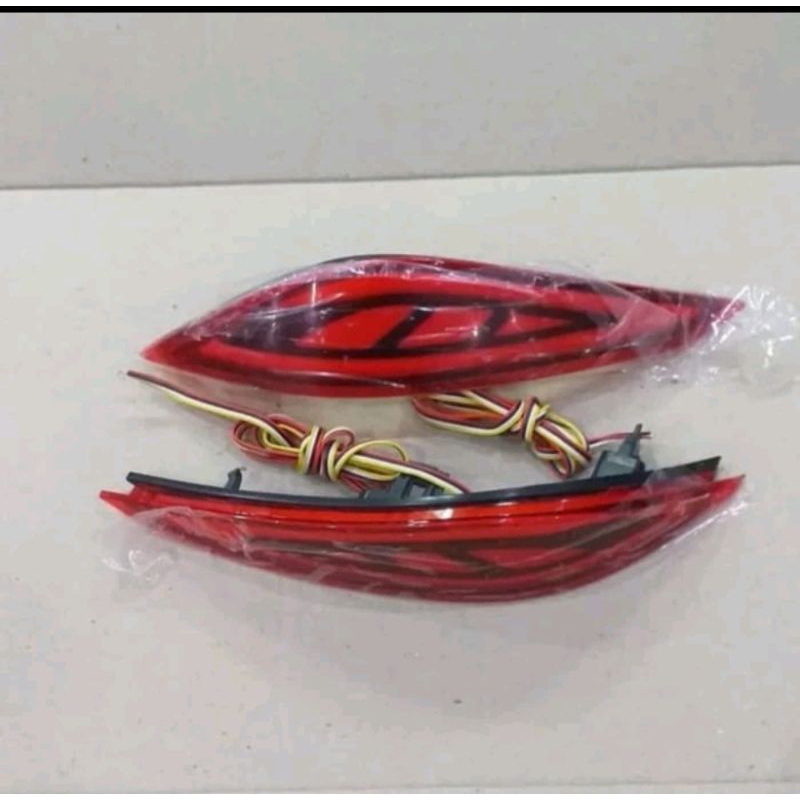 Lampu Reflektor Bemper / Mata Kucing Mobil All New Rush Terios 2018 - 2019