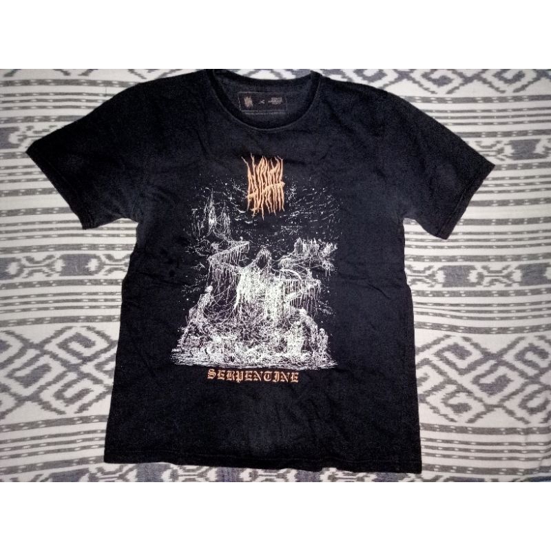 Kaos Band Avhath x Berita Angkasa Merch