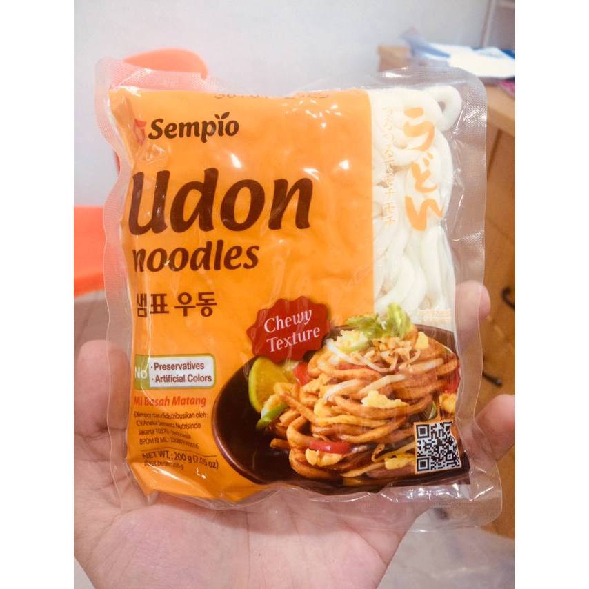 

SEMPIO UDON NOODLES / MIE TEBAL BASAH MATANG/MIE INSTAN KUAH REBUS/JAPANNESE-KOREAN CUISINE/MIE JEPANG HALAL UDON 200 GR / SEMPIO UDON FRESH 200 GRAM