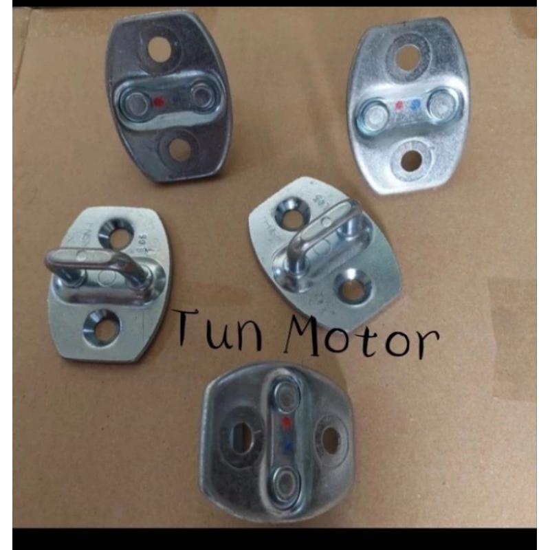 pengait lock striker pintu mobil toyota innova avanza kijang xenia origin satuan