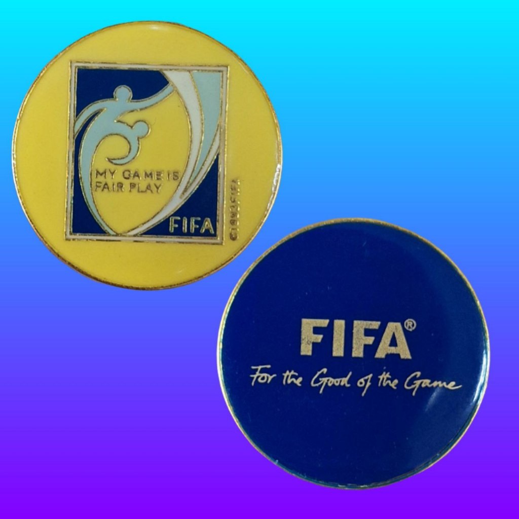 koin tos wasit sepak bola/futsal