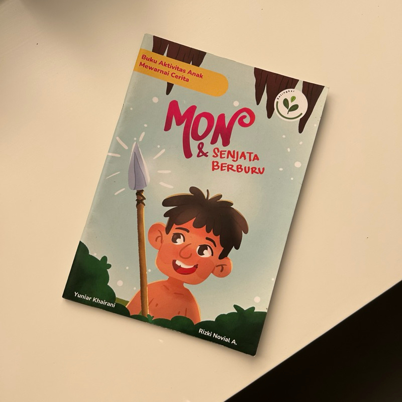 

Mon & Senjata Berburu Buku Cerita Mewarnai Anak