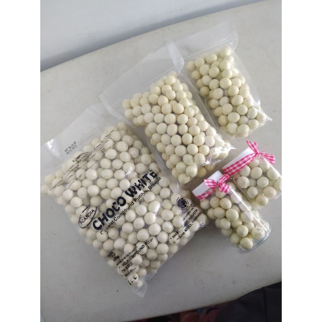 

Coklat Scandia Chocowhite butir lezat
