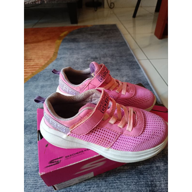 Preloved sepatu anak perempuan Skechers