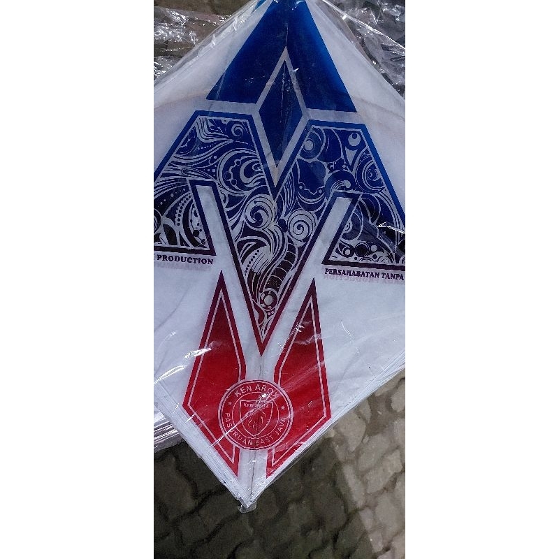 Layangan Sukhoi standar