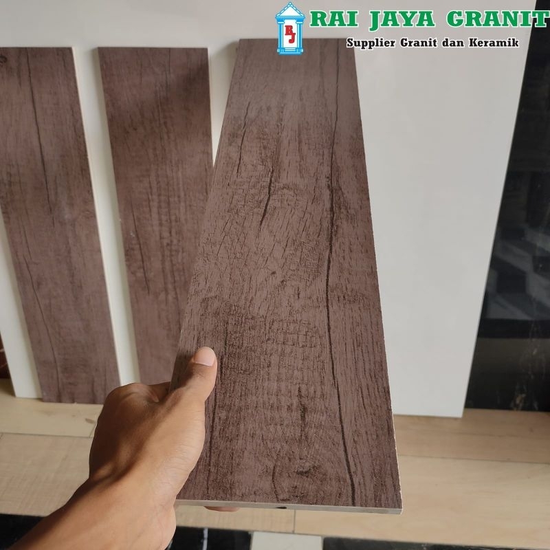 Granit ukuran 15x60 Brown Oakwood