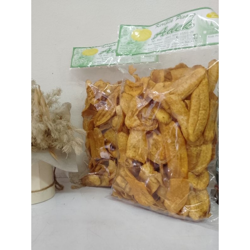 

Keripik pisang besar adek