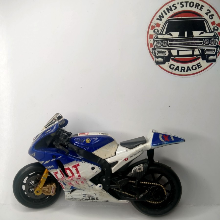 Maisto diecast Motogp Yamaha YZR M1 2009 # 99 Lorenzo Bekas