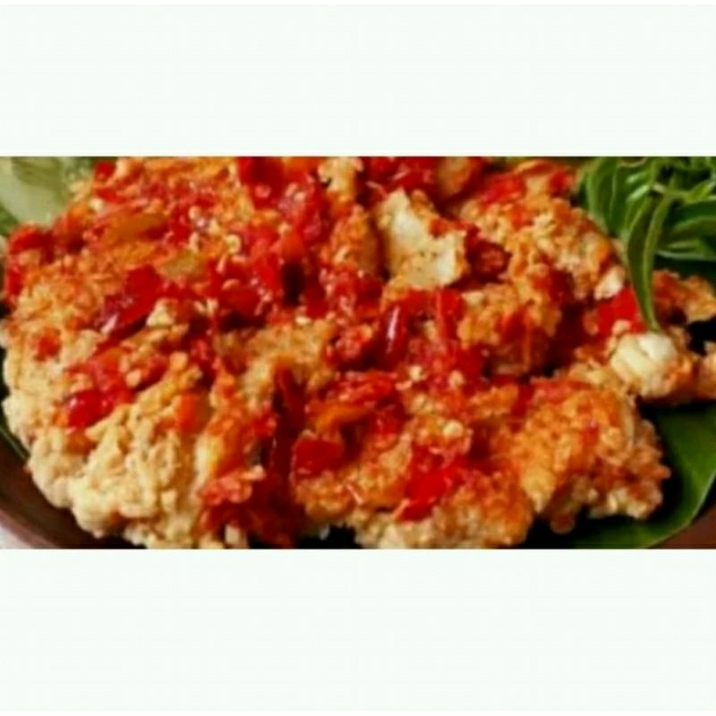 

paket box ( nasi + ayam geprek + sayur balado)