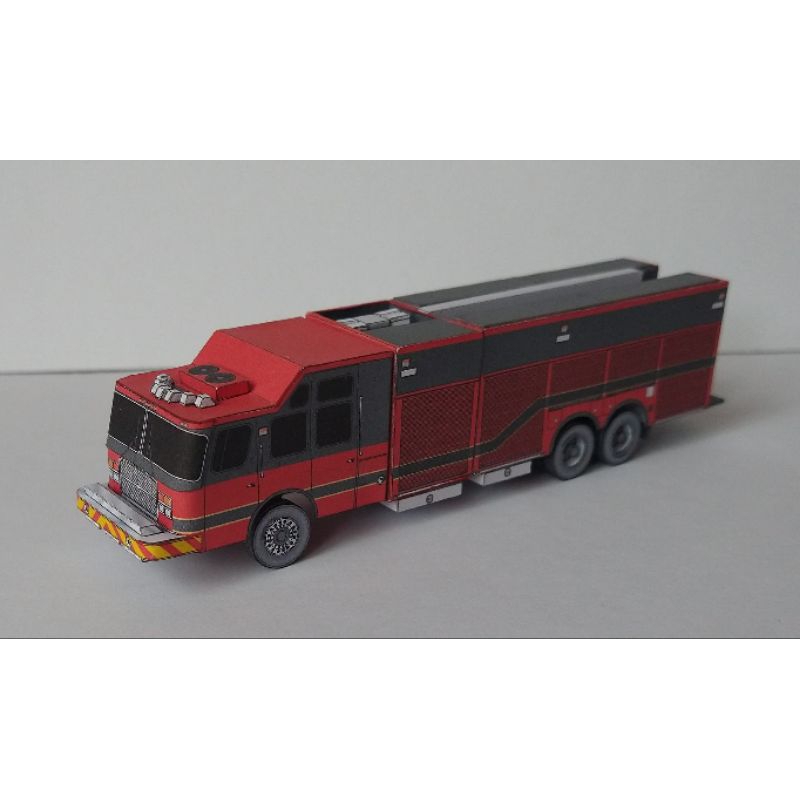 Lembaran pola papercraft truk pemadam (OP-Aa27)