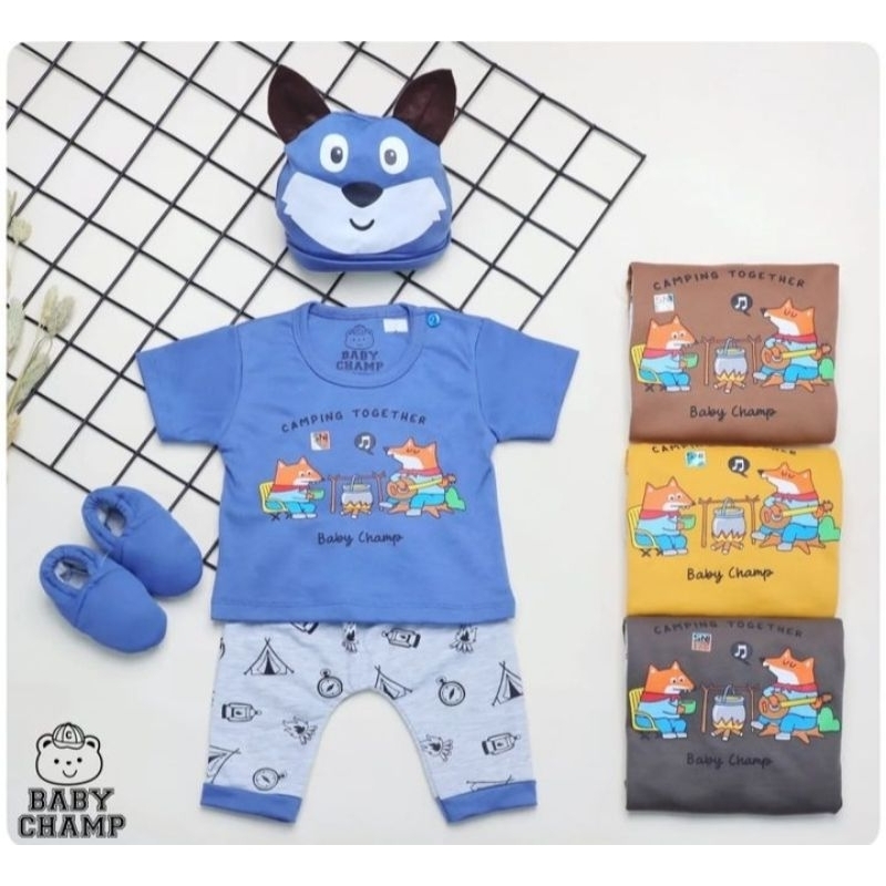 Baju bayi laki-laki 4in1 udah dapat 1 set free topi dan Sepatu bahan SNI bisa di pakai untuk jalan j