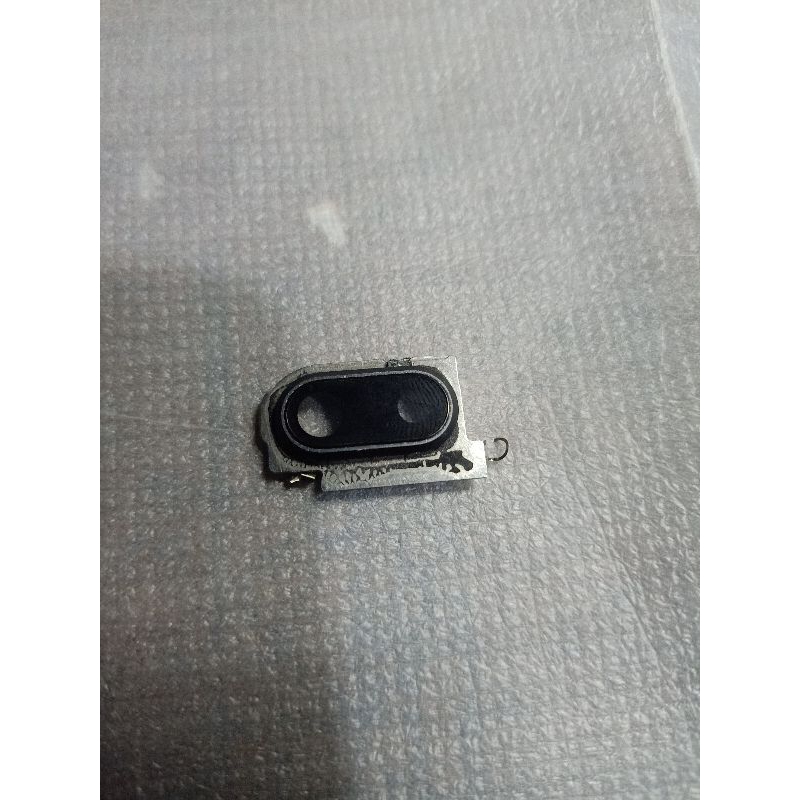 lensa kamera belakang iPhone 8 plus