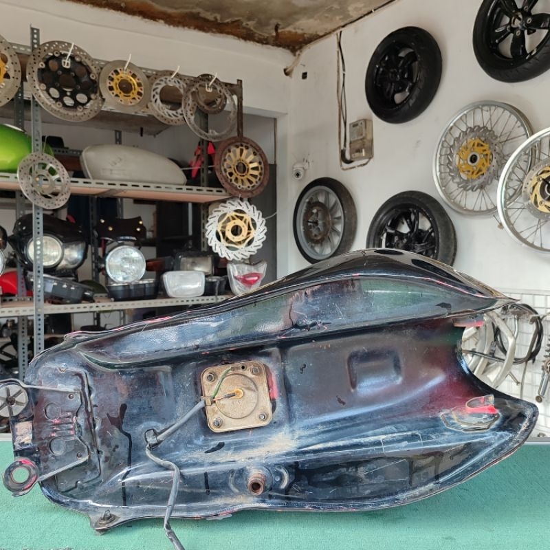 tangki megapro hiu original copotan