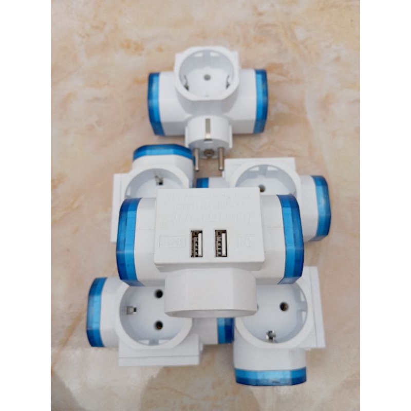 Steker T+Usb Lumment