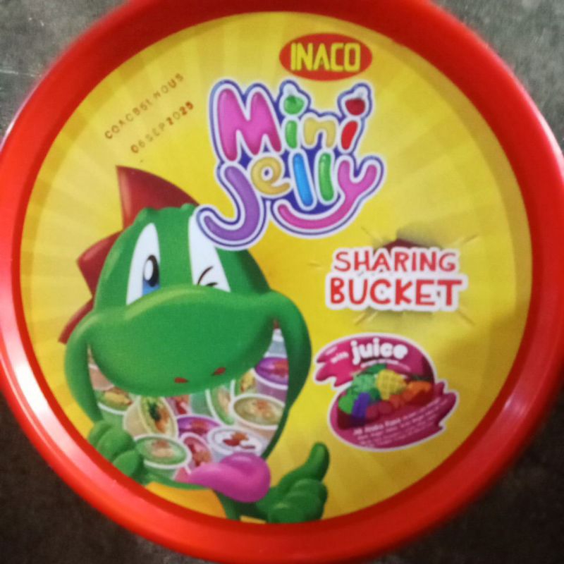 

Inaco mini jelly with juice 750g