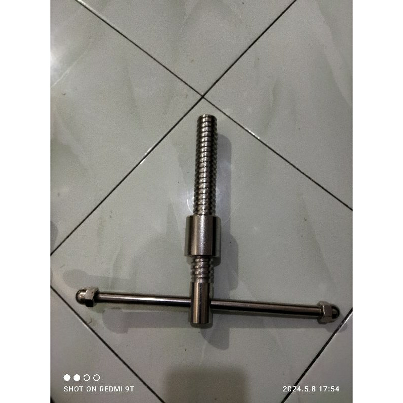 as 25mm drat kotak dengan as pemutar