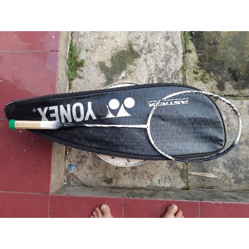 yonex astrox 99 pro white tiger original (second)