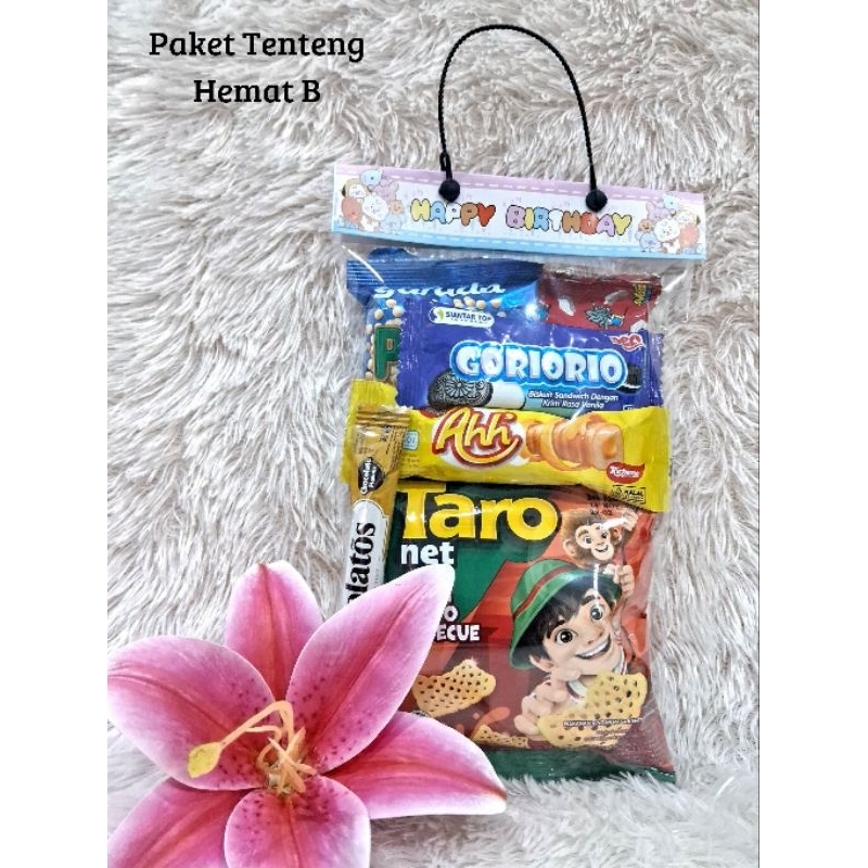 

Paket Snack Ultah Termurah /Tenteng Hemat B/Souvenir/Godiebag Anak/Bingkisan Snack