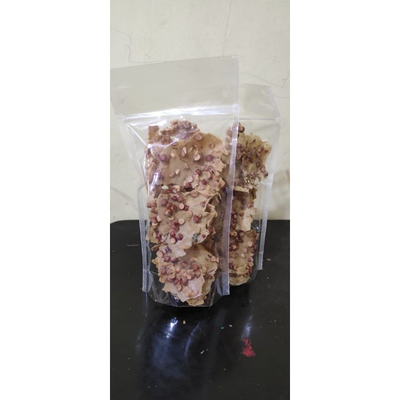 

peyek kacang gurih dan renyah 250 gram asli kamang
