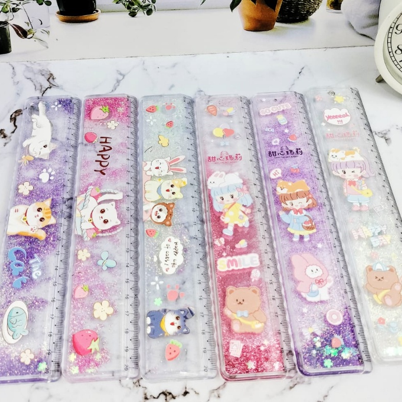 

Banyak Diskon Penggaris 2 cm isi Glitter Air Manik MEWAH Motif Lucu Limited Edition Ruler 2cm Spesial ada isi Gliter nya Kualitas Terbaik Perlengkapan Sekolah Favorit Bisa Grosir dan COD