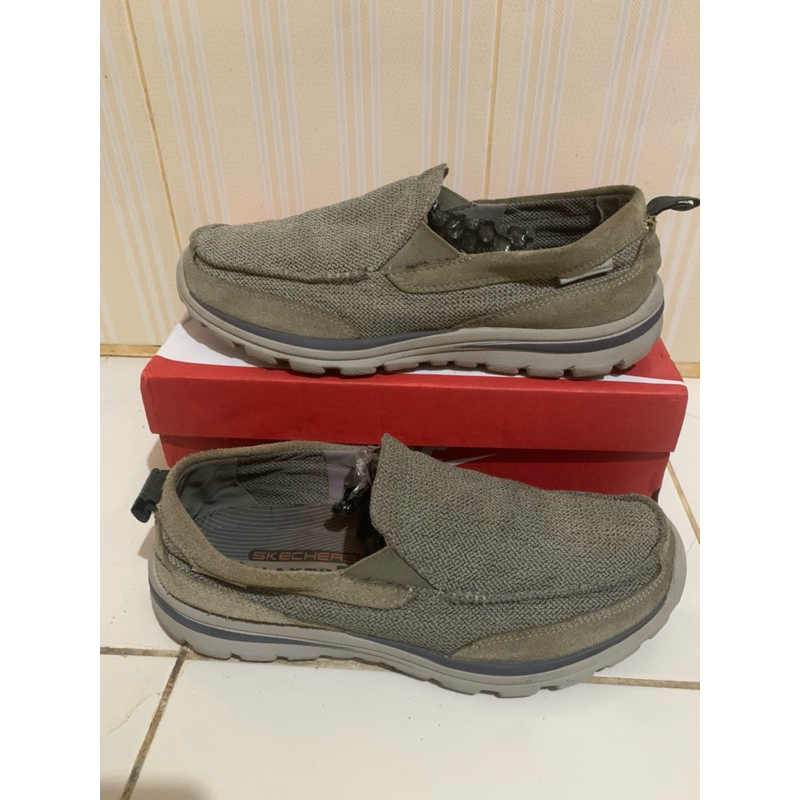 Sepatu Skechers Slip On Relaxed Fit