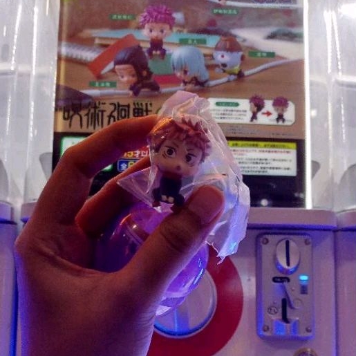 Gashapon Mini Figure Figurine Onemutan Jujutsu Kaisen Itadori Yuuji