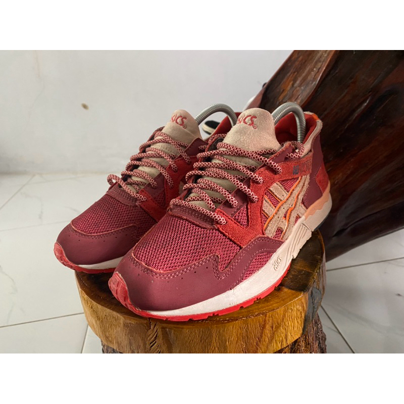 ASICS GEL LYTE V second