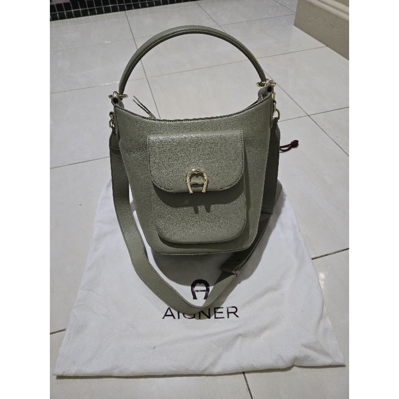 PL aigner ariana hobo bag