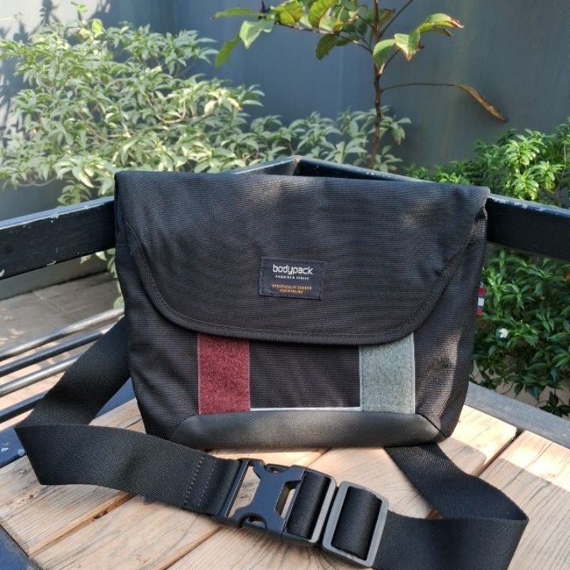 Bodypack prodiger series Swift tas selempang