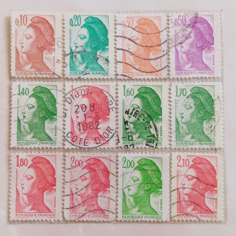 

(AG) Perangko Perancis 1982 - 1987 Liberté de Gandon Set 12 pcs Used