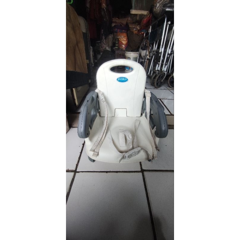 KURSI MAKAN BAYI BOOSTER SEAT PLIKO