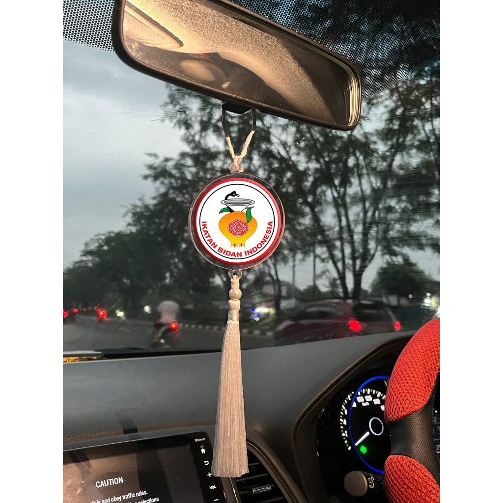 IBI Hiasan Gantungan Spion Tengah (HGST) mobil Ikatan Bidan Indonesia untuk Bidan Mahasiswa Kebidana