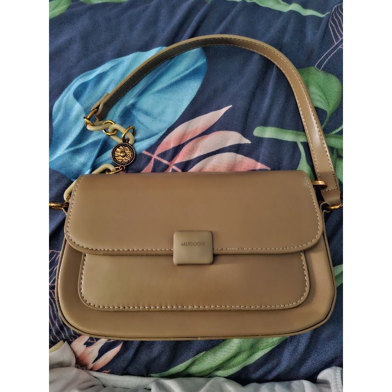 Tas import merk Mucoou
