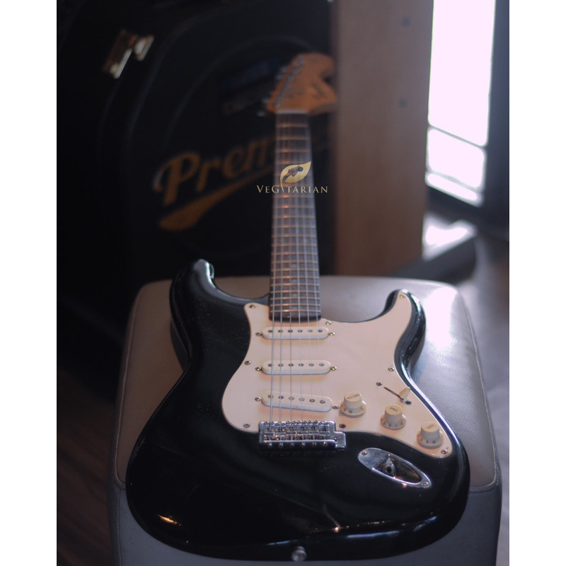 gitar elektrik squier stratocaster affinity original