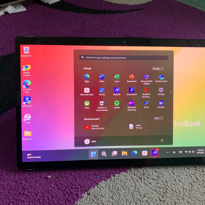 Asus Vivobook Slate oled T3300KA