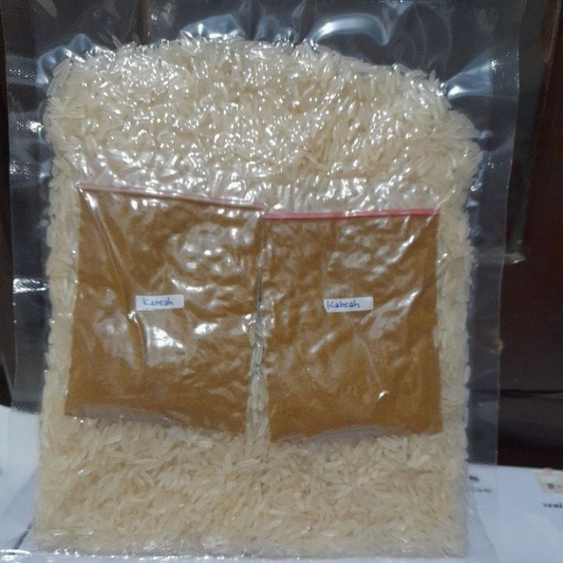 

Paket beras basmati kabsah 400 gr