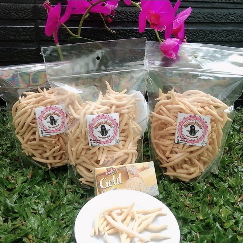 

gabus keju / curut keju / stick cheese