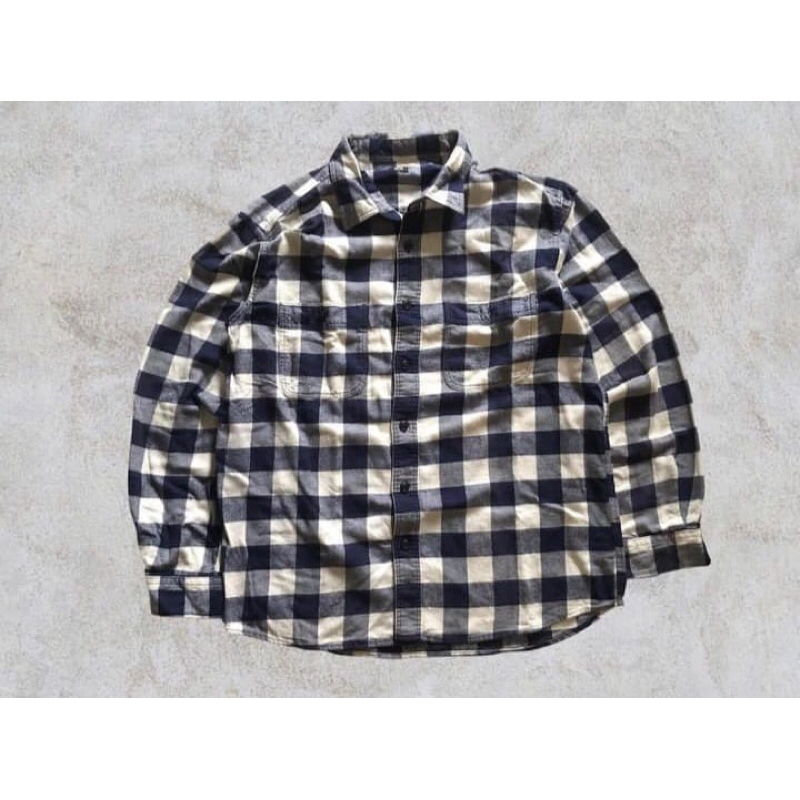 Kemeja Flanel Uniqlo SECOND ONLY